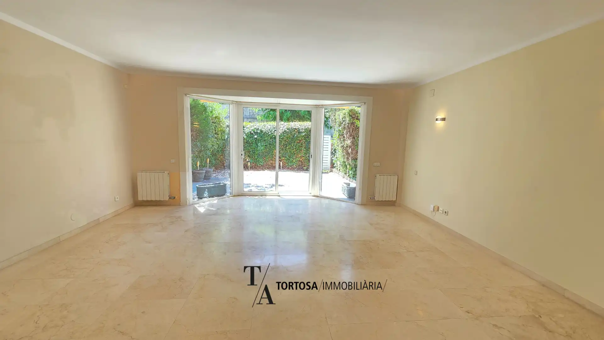 Adossat amb piscina en venda a Golf - Can Trabal, imagen 6