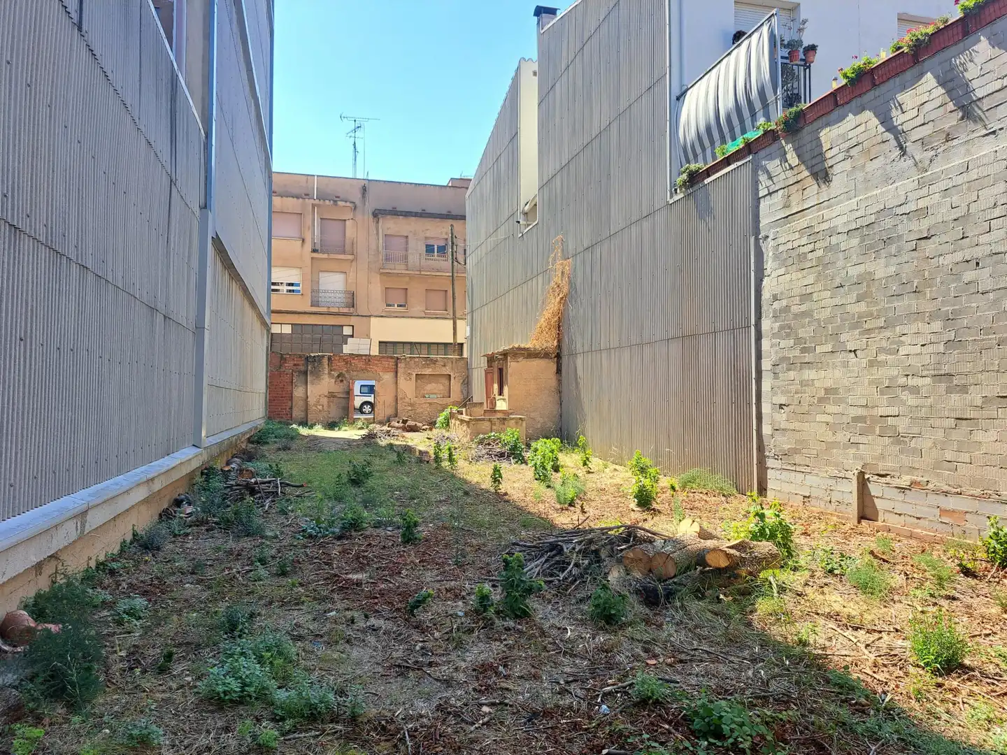 Terreny residencial en venda a Creu de la Mà