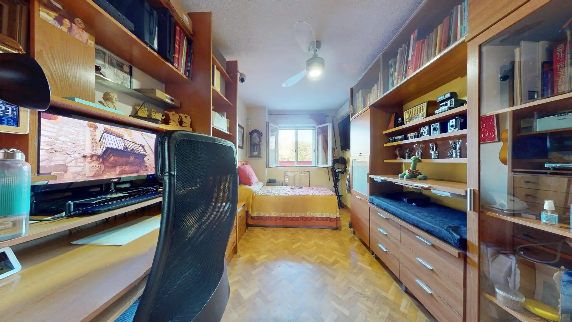 Bedroom of Flat for sale in Leganés  with Air Conditioner, Heating and Terrace