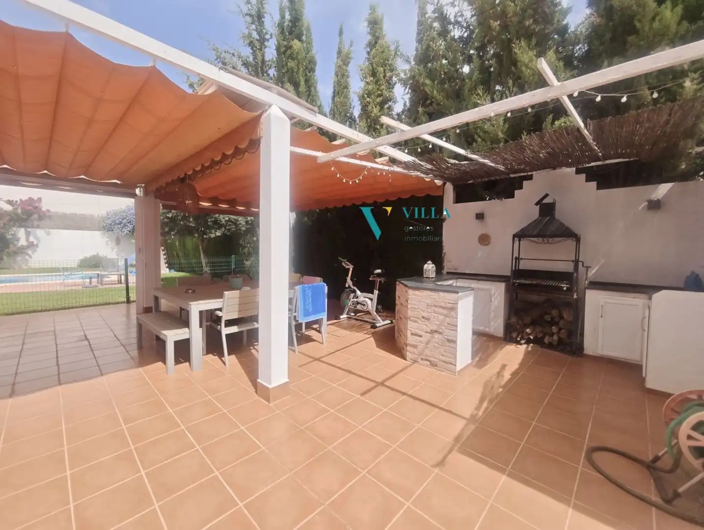 Terrassa de Casa o xalet en venda en Alcalá de Guadaira amb Aire condicionat