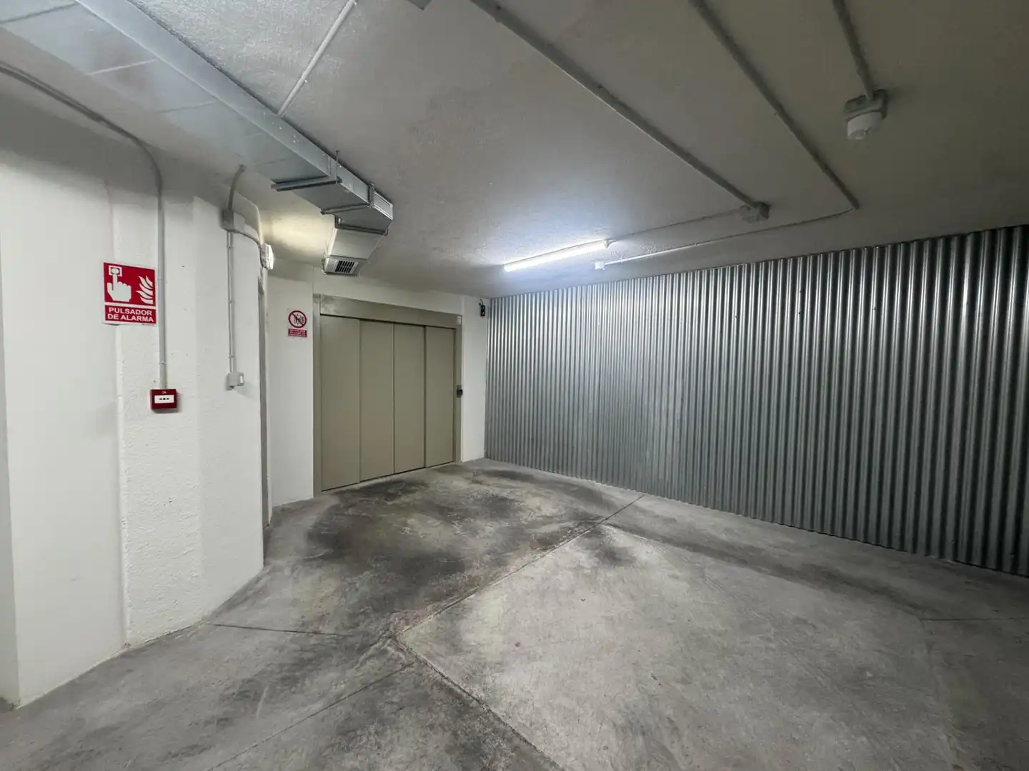 Parcheggio in affitto a Calle Calle Caveda, imagen 6