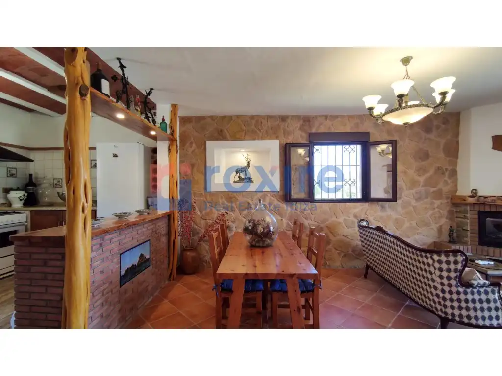 Houses for rent in Diseminado es Tosal, 240, Cala Vedella - Cala Tarida