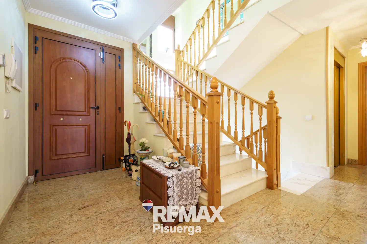 Casa o chalet en venta en Laguna de Duero con Aire acondicionado, Calefacción y Jardín privado