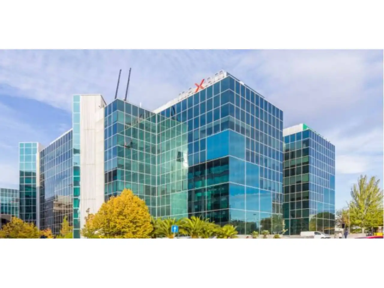 Exterior view of Office for rent in Madrid  with Air Conditioner, Heating and Alarm