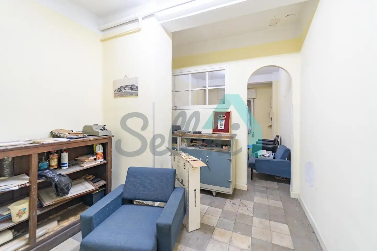 Büro zum Verkauf in Oviedo  mit Heizung
