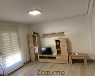 Living room of Flat to rent in  Logroño  with Heating, Furnished and Oven
