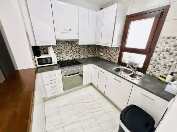Küche von Maisonette zum Verkauf in Torrevieja mit Klimaanlage, Heizung und Terrasse