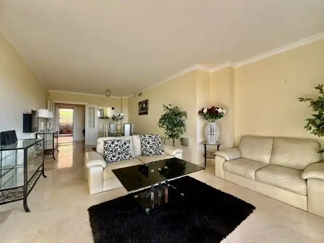 Living room of Apartments for sale in Elviria - Cabopino