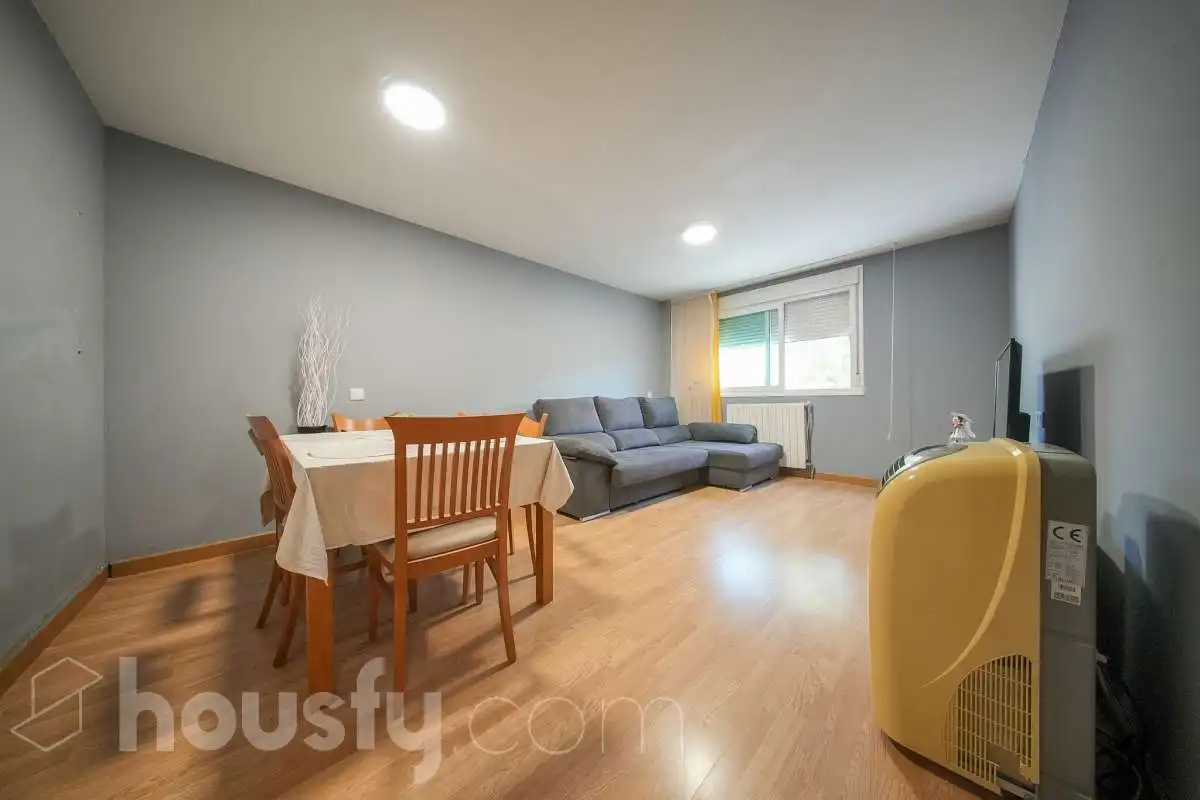 Wohnung mit Aufzug zum Verkauf in Calle de Clara Campoamor .