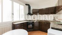 Kitchen of Flat for sale in  Valencia Capital  with Heating