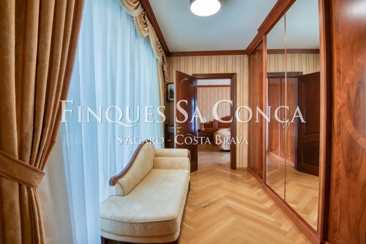 Habitación de Casa o chalet en venta en Castell d'Aro, Platja d'Aro i s'Agaró con Aire acondicionado, Calefacción y Piscina