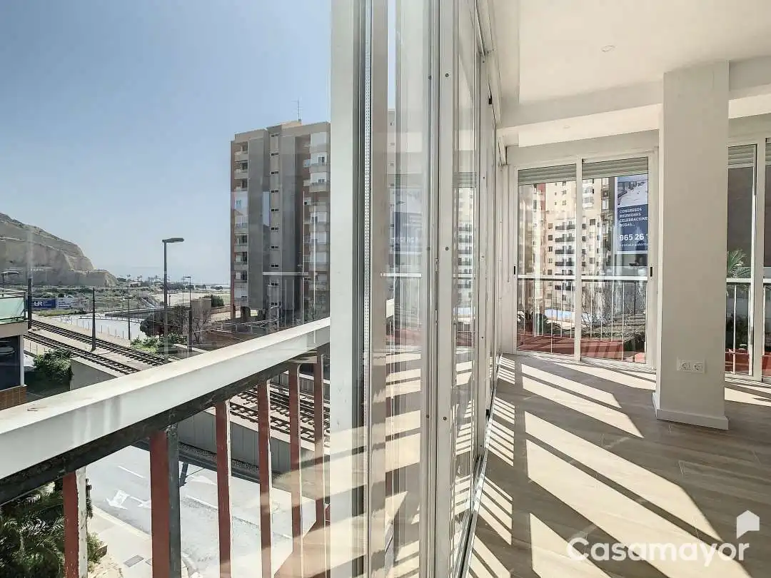 Appartamento con terrazza in affitto a Calle Canónigo Manuel Penalva, imagen 3