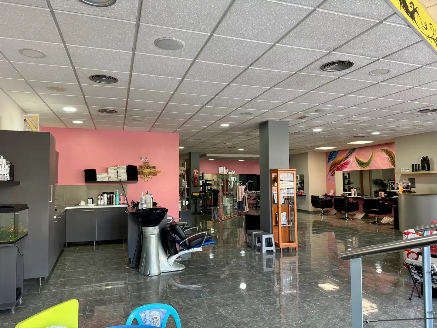 Local en venta en Terrassa con Aire acondicionado, Calefacción y Internet