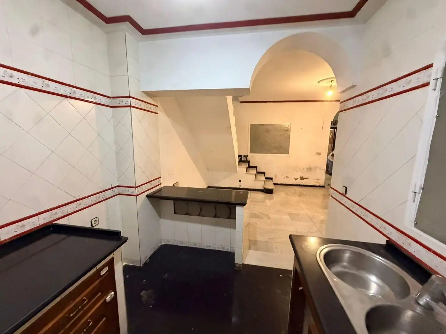 Cocina de Casa adosada en venta en Dos Hermanas con Terraza y Trastero