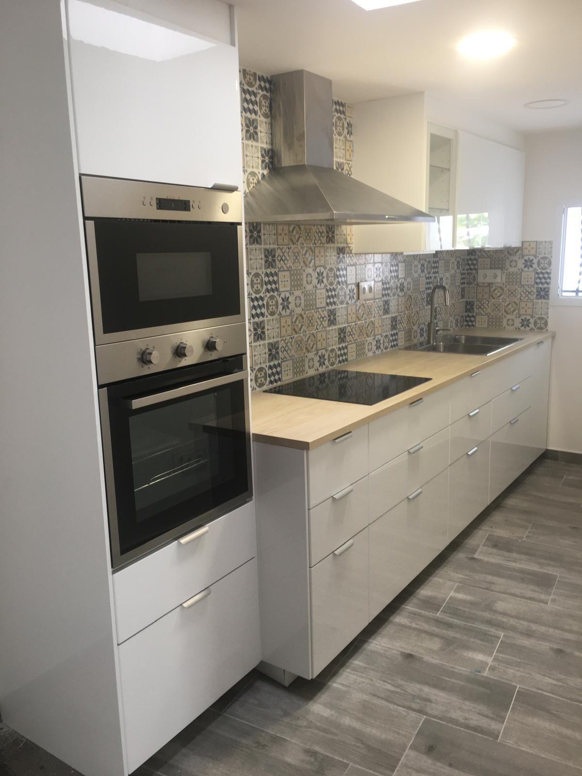 Cuina de Casa o xalet de lloguer en Girona Capital amb Parquet i Terrassa