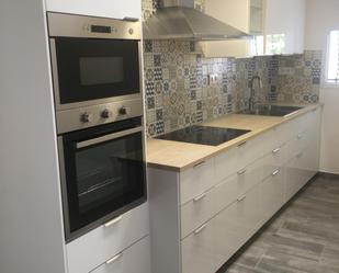 Cuina de Casa o xalet de lloguer en Girona Capital amb Parquet i Terrassa