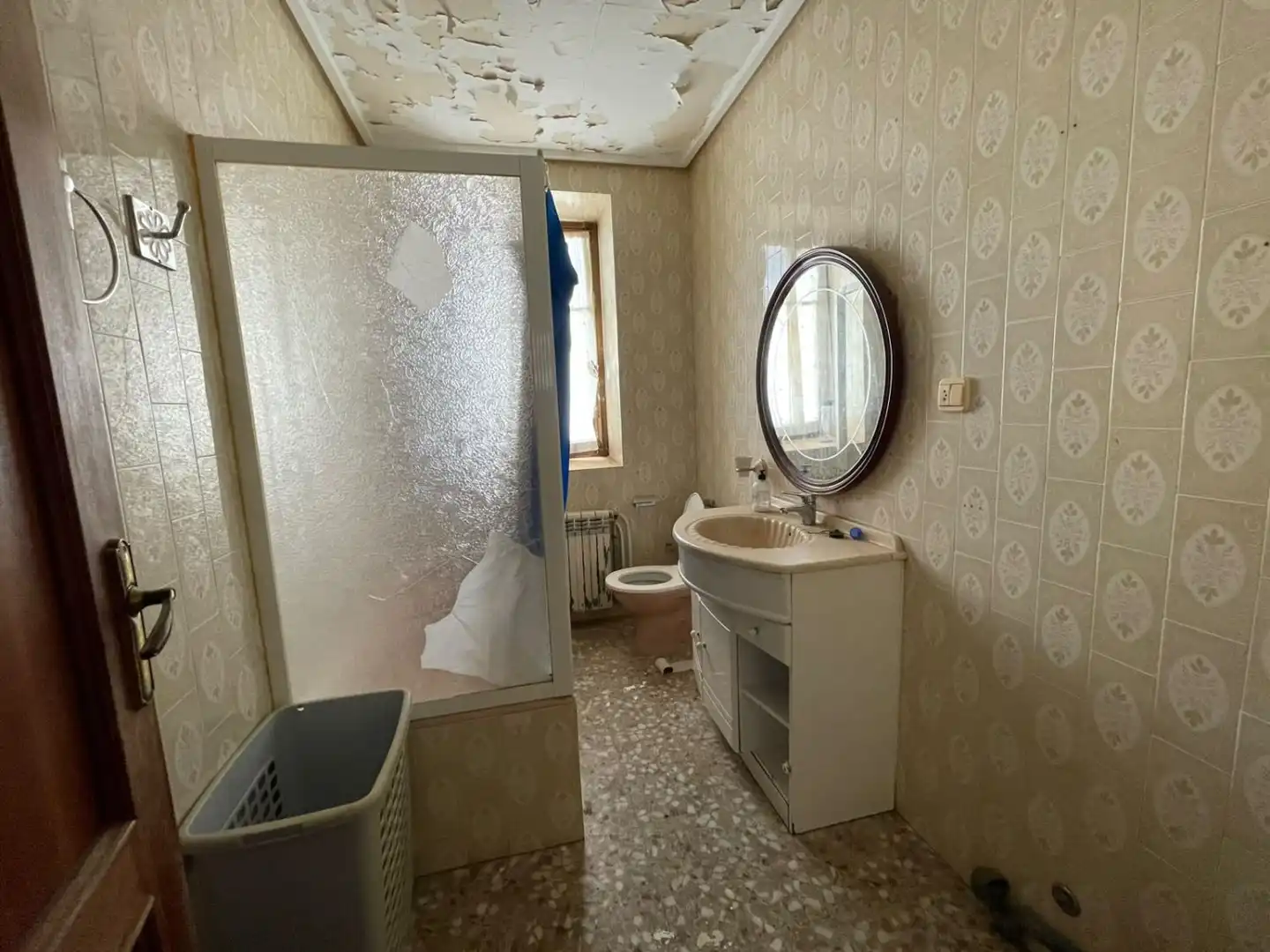 Baño de Piso en venta en Valdepeñas con Aire acondicionado y Balcón