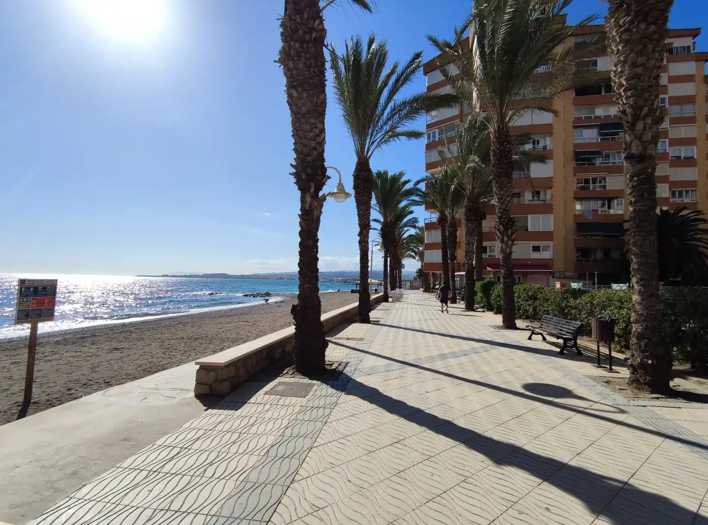 Vista exterior de Apartament en venda en Algarrobo amb Terrassa, Traster i Moblat