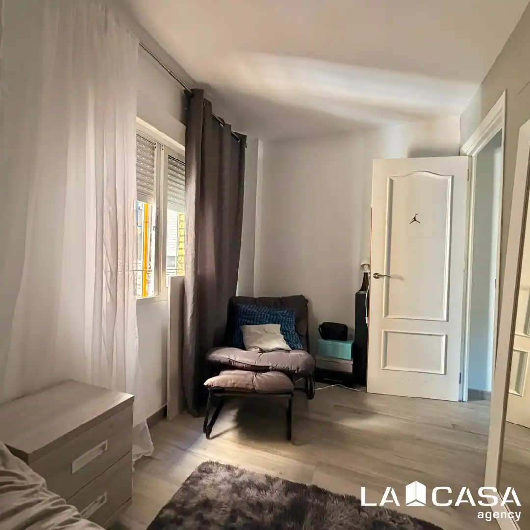 Bedroom of Flat for sale in Sevilla  with Heating and Terrace