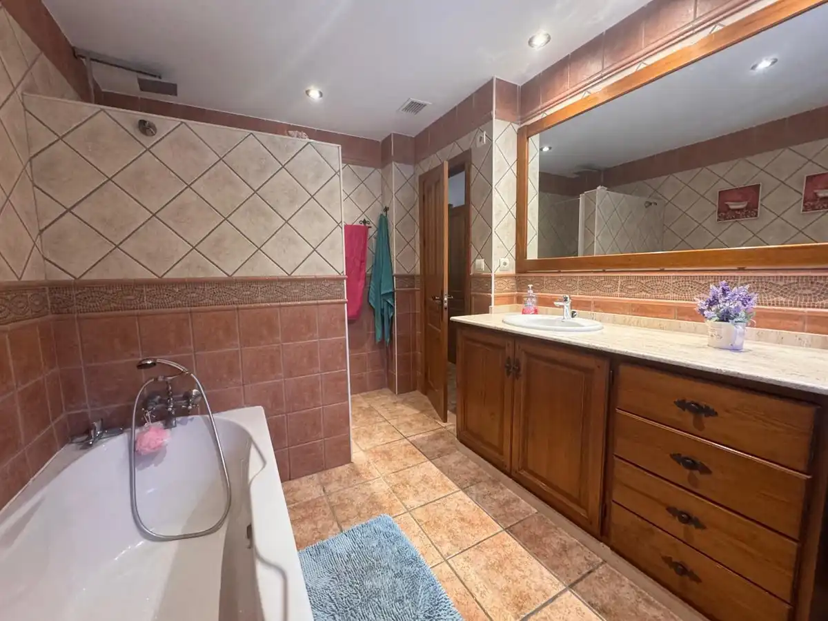 Bany de Casa o xalet en venda en Manilva amb Terrassa i Traster