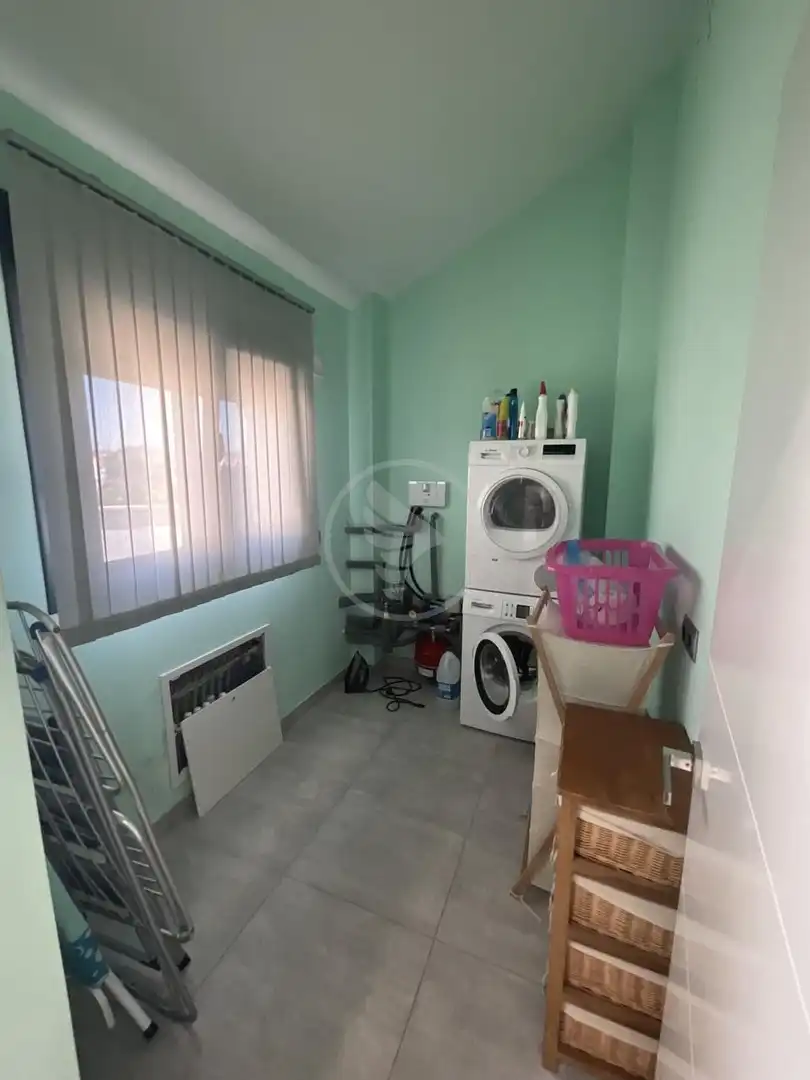 Cuina de Casa o xalet en venda en Linares amb Aire condicionat, Jardí privat i Piscina