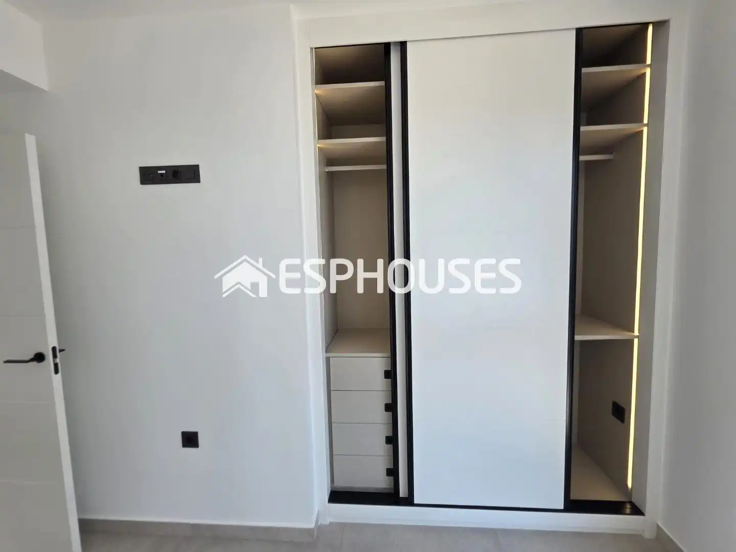 Apartment with terrace for sale in Puerto Deportivo, imagen 22
