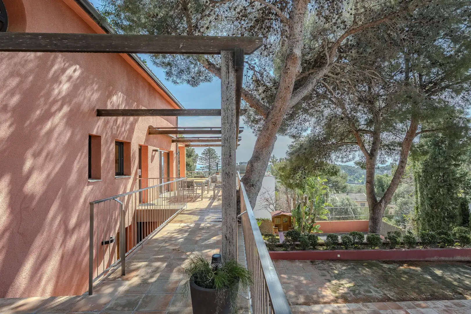 Terrassa de Casa o xalet en venda en Castelldefels amb Aire condicionat, Calefacció i Jardí privat