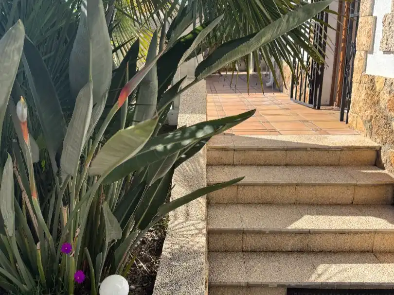 House with pool for sale in Passadge d'en Bandina 5, imagen 4