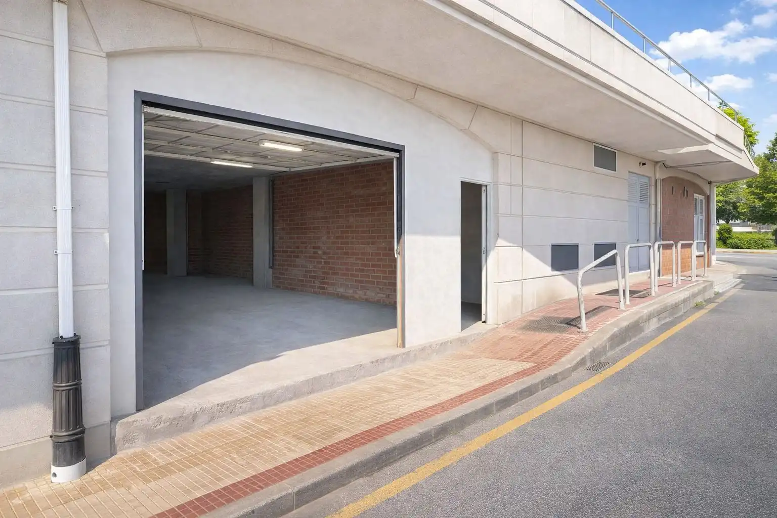 Gewerbefläche zum Verkauf in Calle Ramón Pelayo, imagen 2