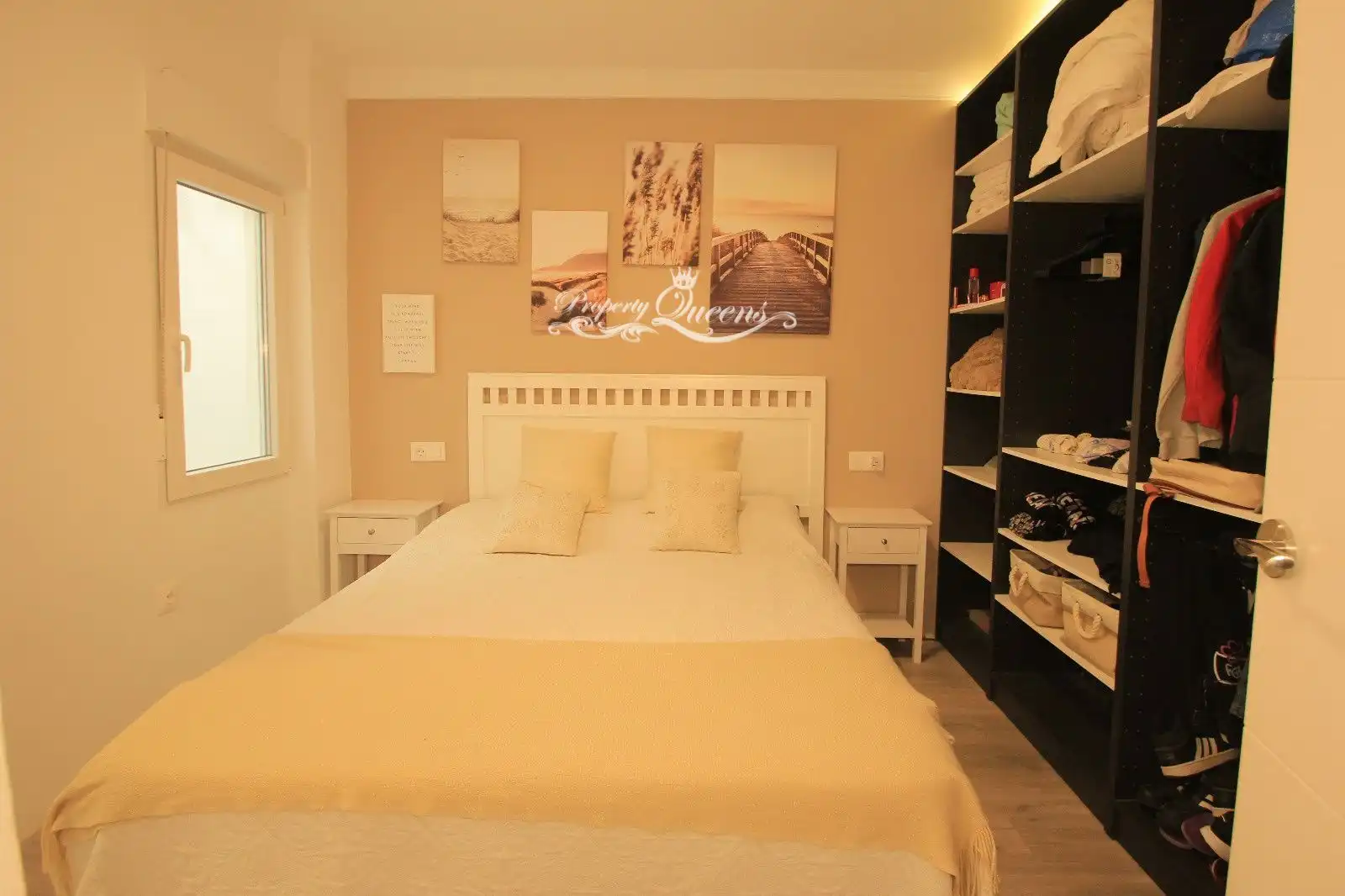 Habitación de Casa adosada de alquiler en Población de Arroyo con Aire acondicionado, Amueblado y Horno