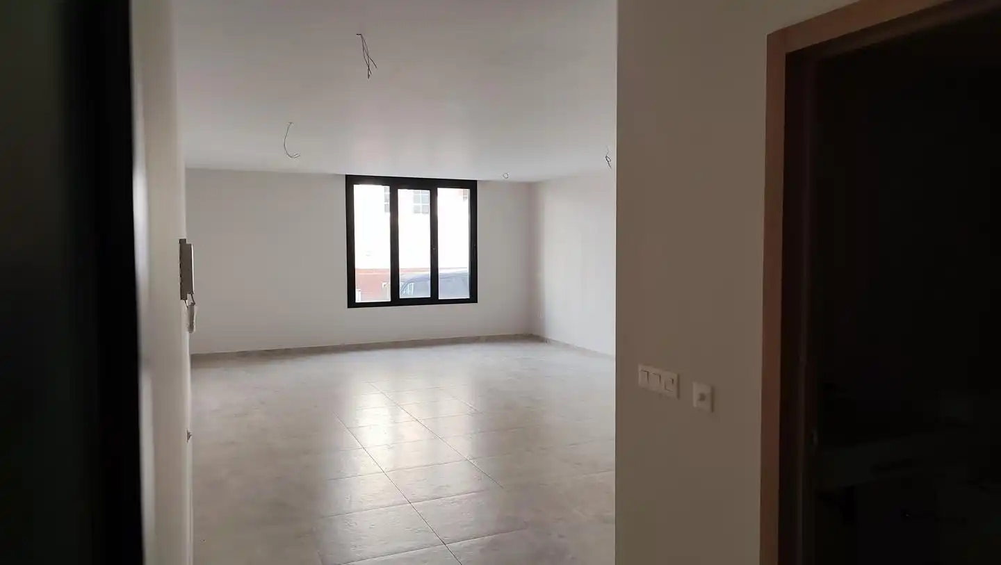 Erdgeschosswohnung mit Aufzug zum Verkauf in Playa de San Juan, imagen 4