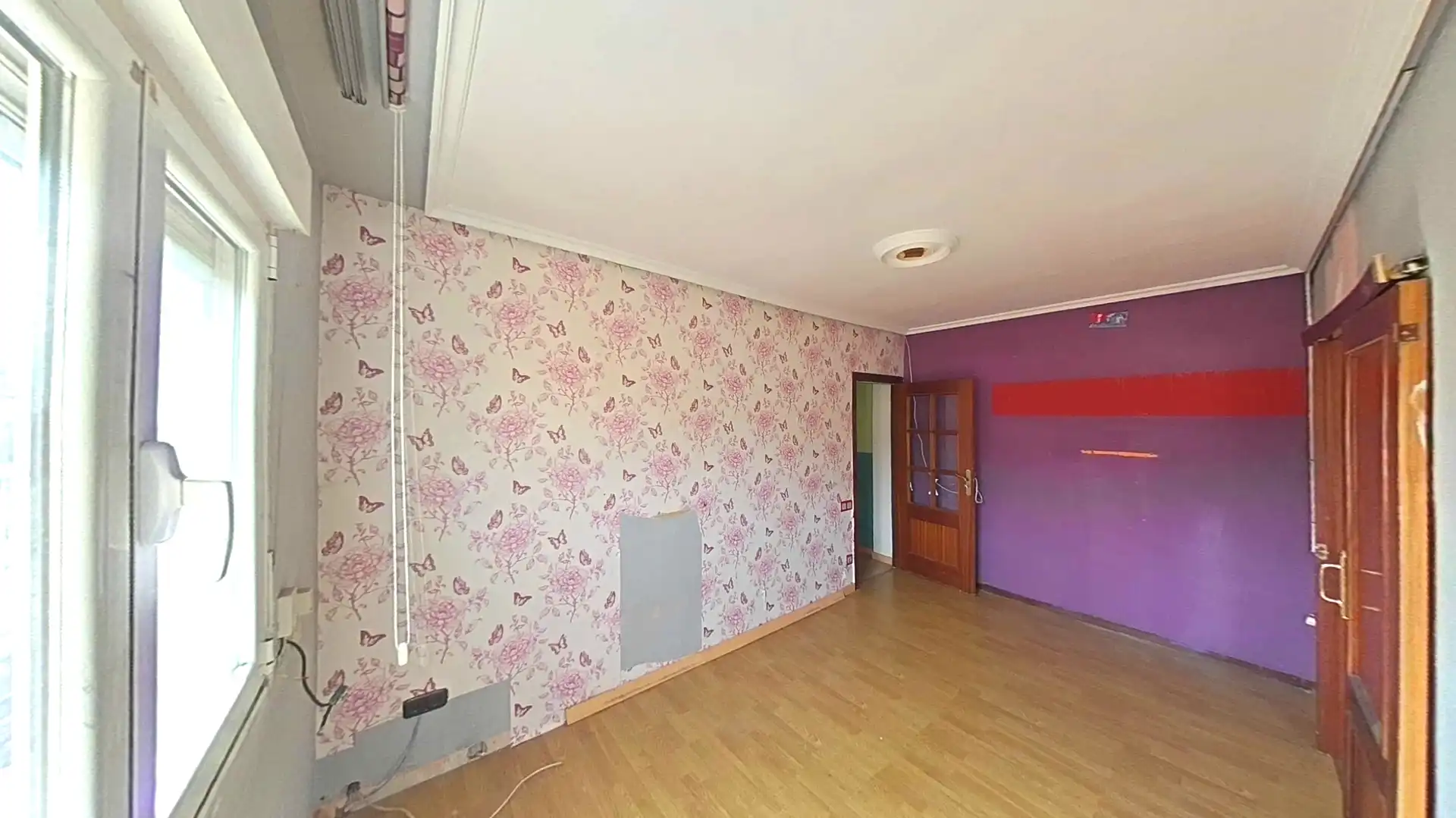 Sala d'estar de Pis en venda en Avilés amb Balcó
