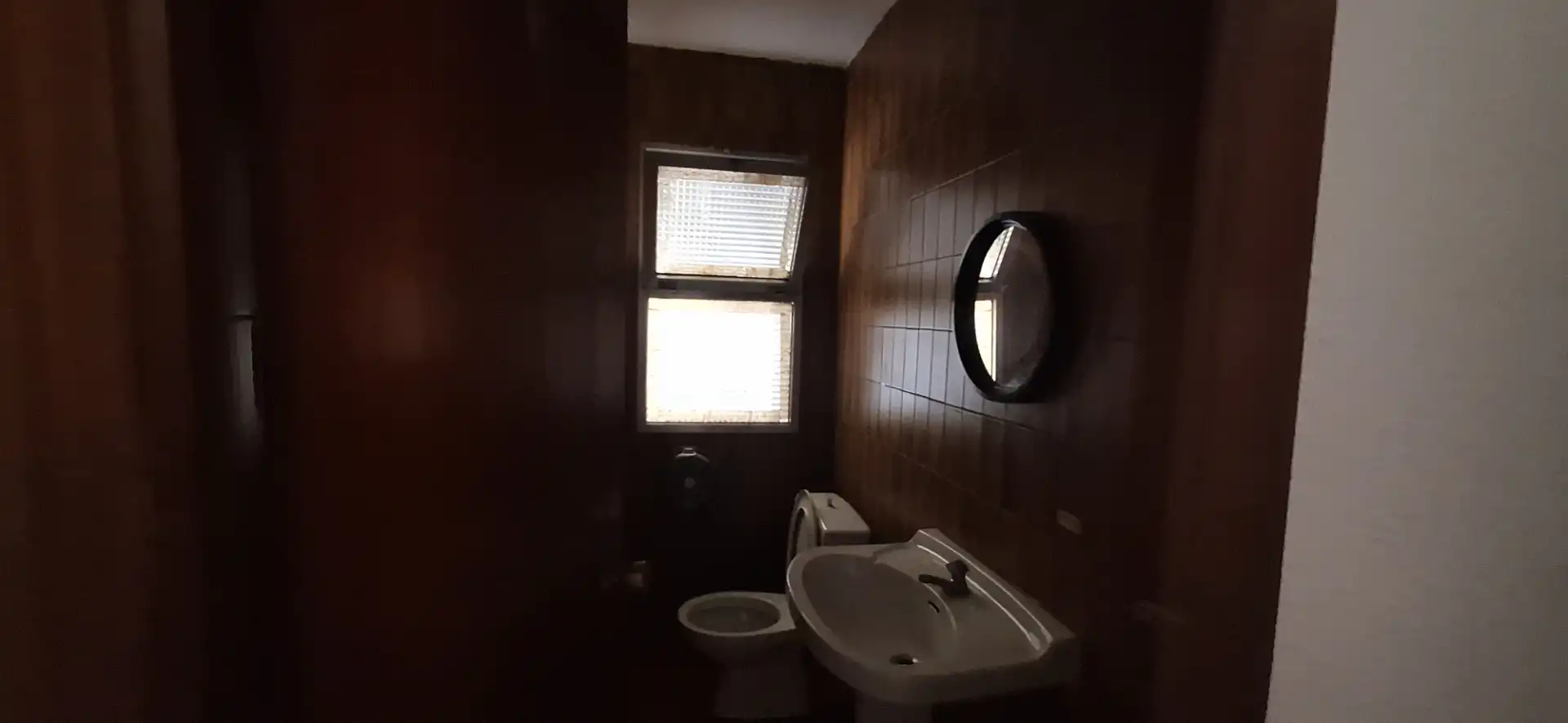 Bathroom of Industrial buildings for rent in Xirivella