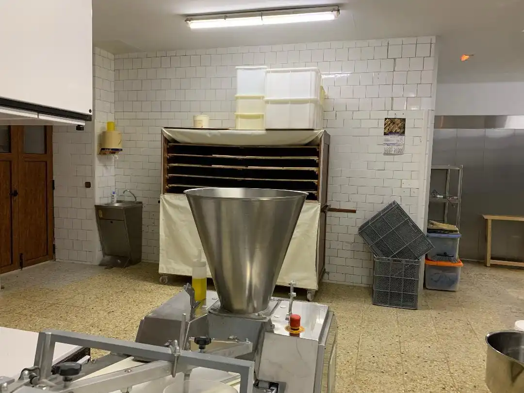 Local en venda en Corvera de Toranzo amb Calefacció, Terrassa i Moblat