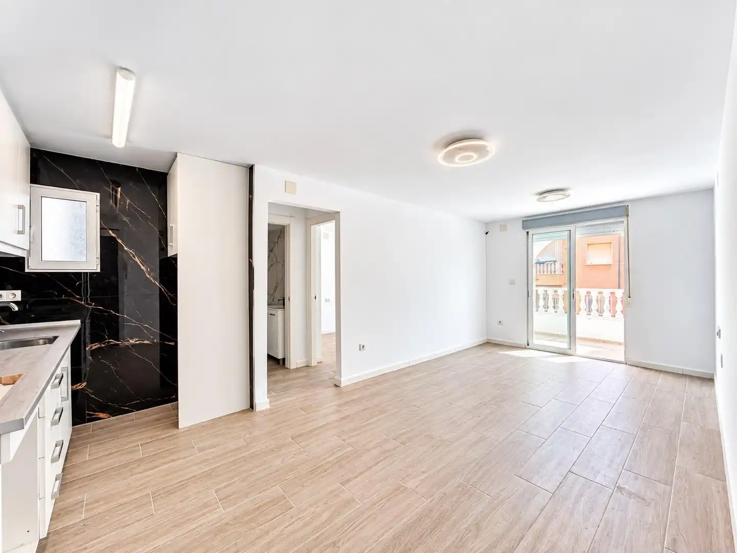 Apartament amb terrassa en venda a Centro, imagen 2