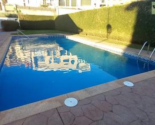 Swimming pool of Single-family semi-detached for sale in Sanxenxo  with Terrace and Swimming Pool