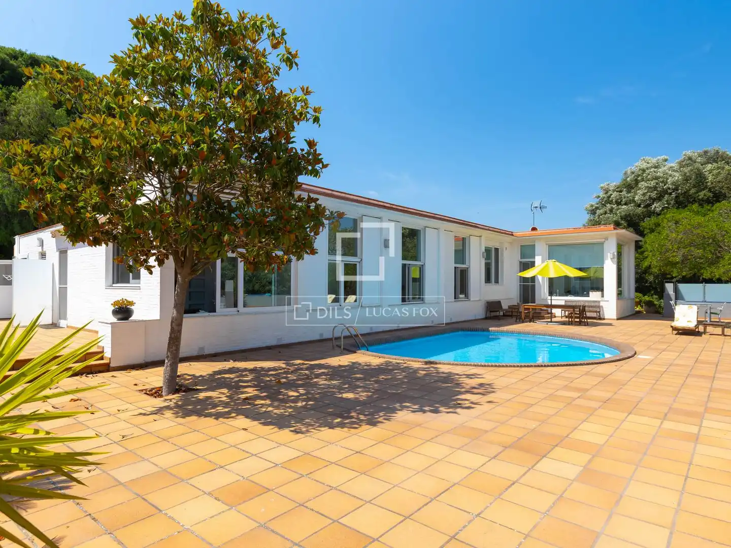 Villa avec piscine à vendre à Nucli Urbà, imagen 3