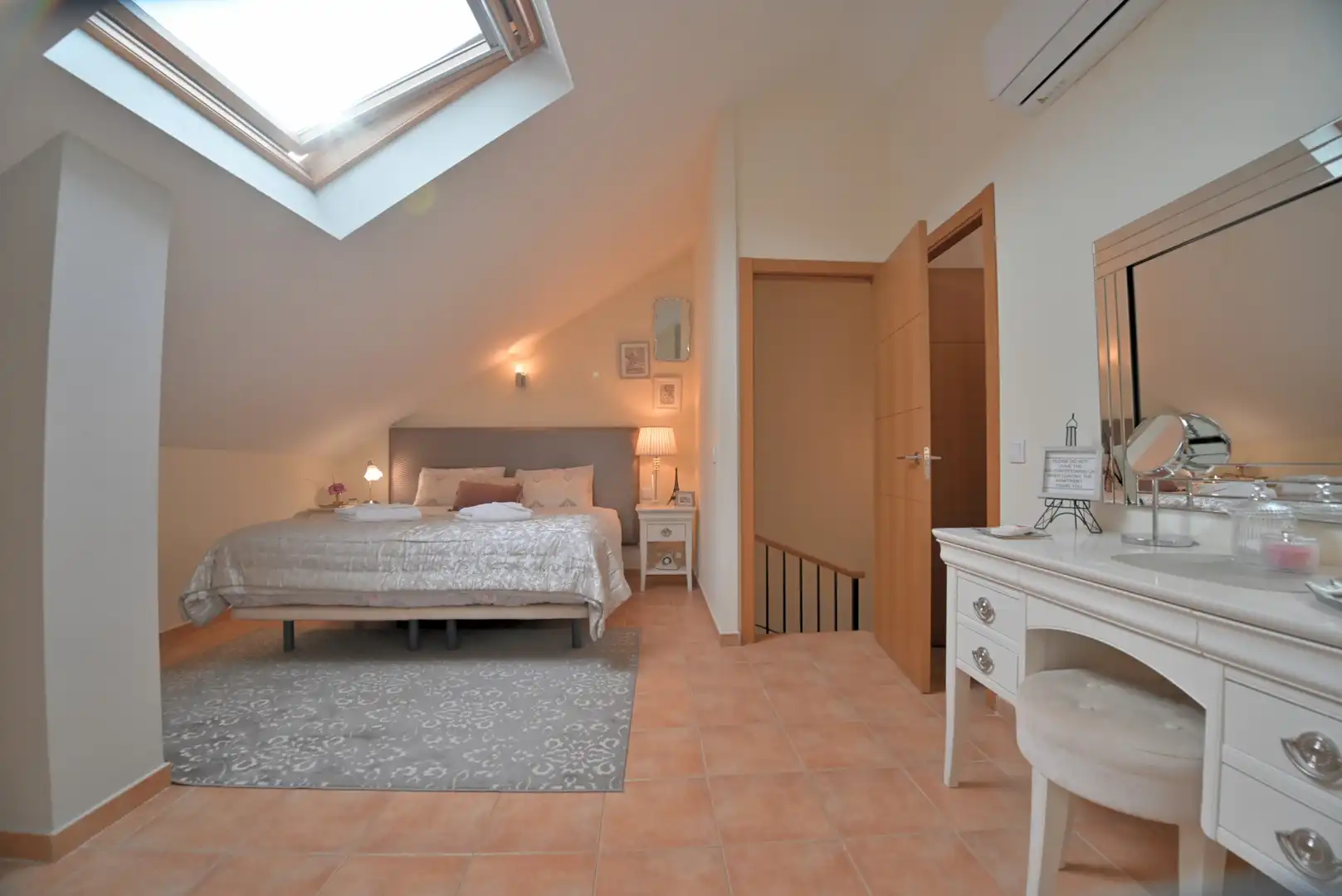 Habitación de Ático en venta en Marbella con Aire acondicionado, Trastero y Amueblado