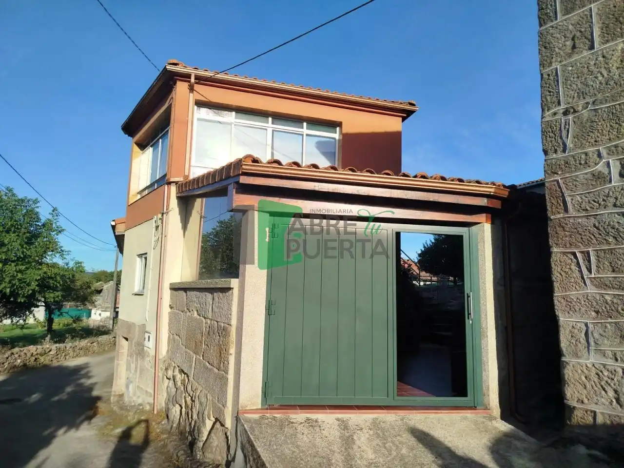 Exterior view of Houses for sale in A Peroxa , Ourense