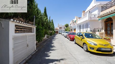 Foto 4 de Casa adosada en venta en Carretera de Huetor Vega, Camino de los Neveros - Serrallo, Granada Capital