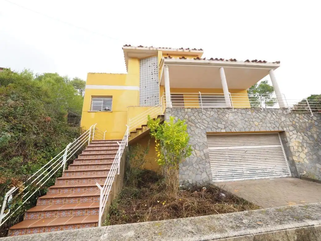Xalet amb jardí en venda a Mas Trader - Corral d'En Tort - Corral d'En Cona