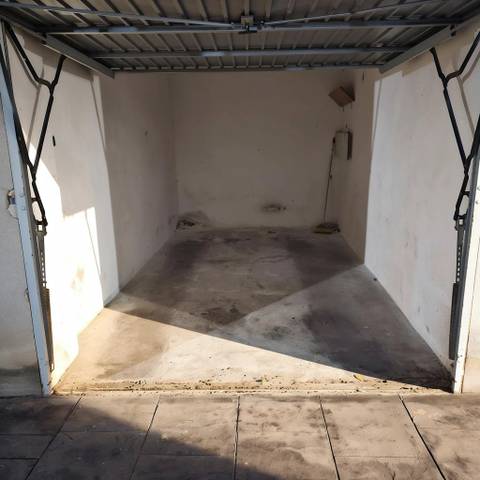 Garaje en Alquiler en Calle REAL DE ARMILLA en Poniente