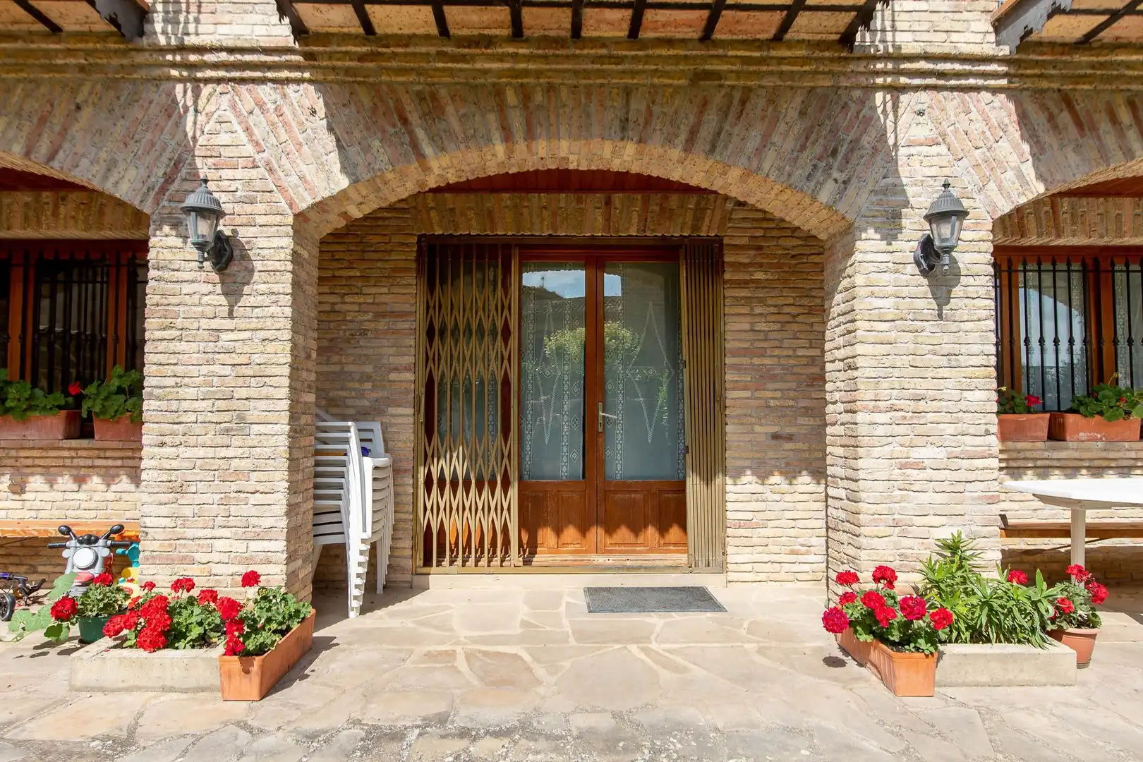 Casa o chalet en venta en Puente la Reina / Gares con Calefacción, Jardín privado y Trastero