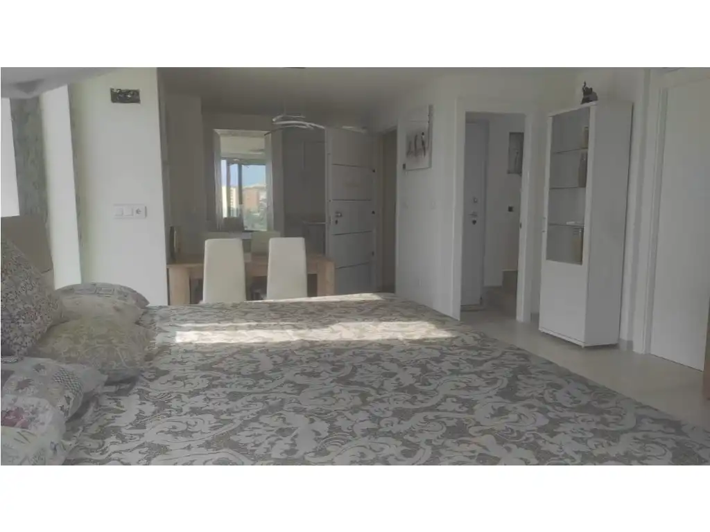 Habitación de Apartamento en venta en Finestrat con Jardín privado y Piscina
