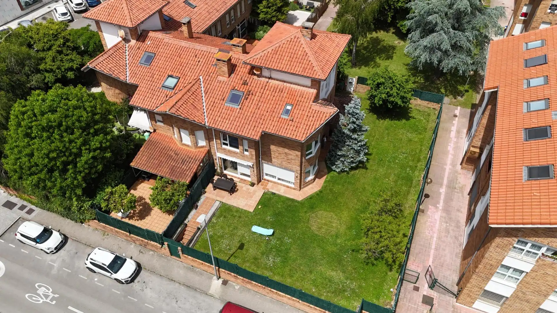 Casa aparellada amb piscina en venda a Bezana - Prezanes, imagen 52