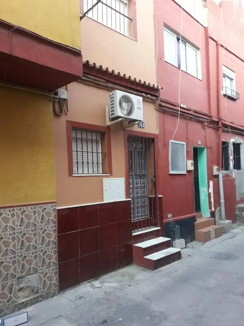 Außenansicht von Haus oder Chalet zum Verkauf in Algeciras