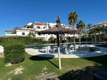 Appartement compact avec piscine à vendre à La Barrosa