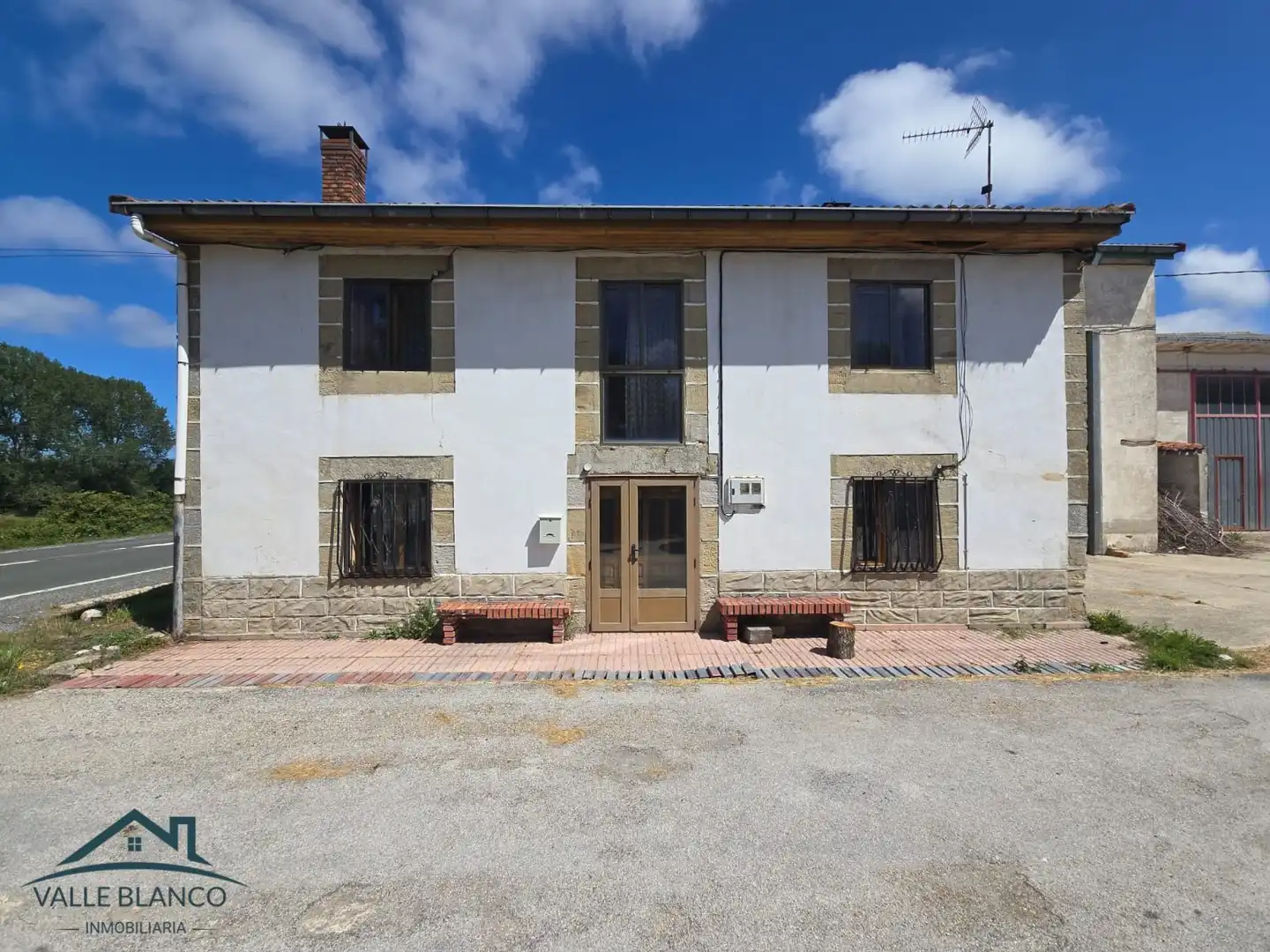 Casa in vendita a Valle de Valdebezana