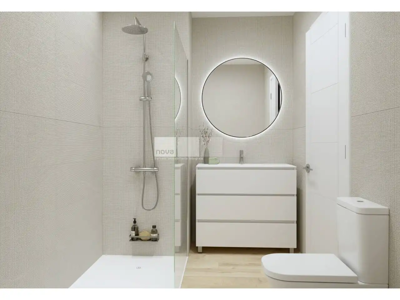 Badezimmer von Wohnung zum Verkauf in Tona mit Klimaanlage, Heizung und Terrasse