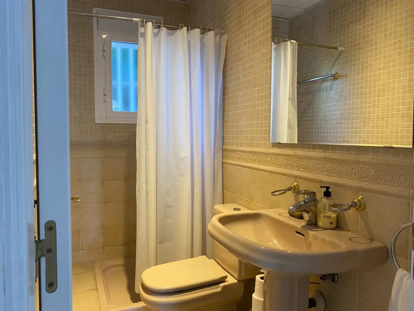 Bany de Casa o xalet de lloguer en Sotogrande amb Aire condicionat, Calefacció i Jardí privat